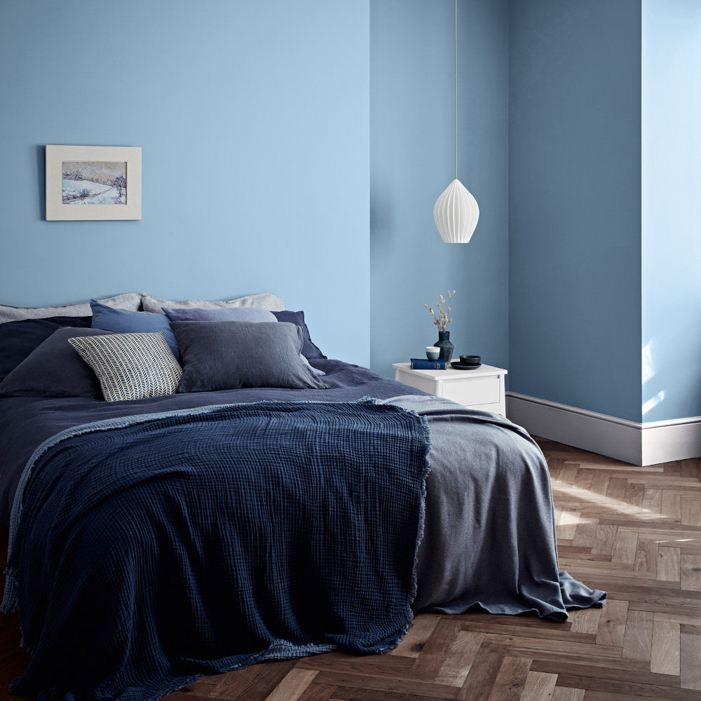 Crown Walls & Ceilings Emulsion Powder Blue 